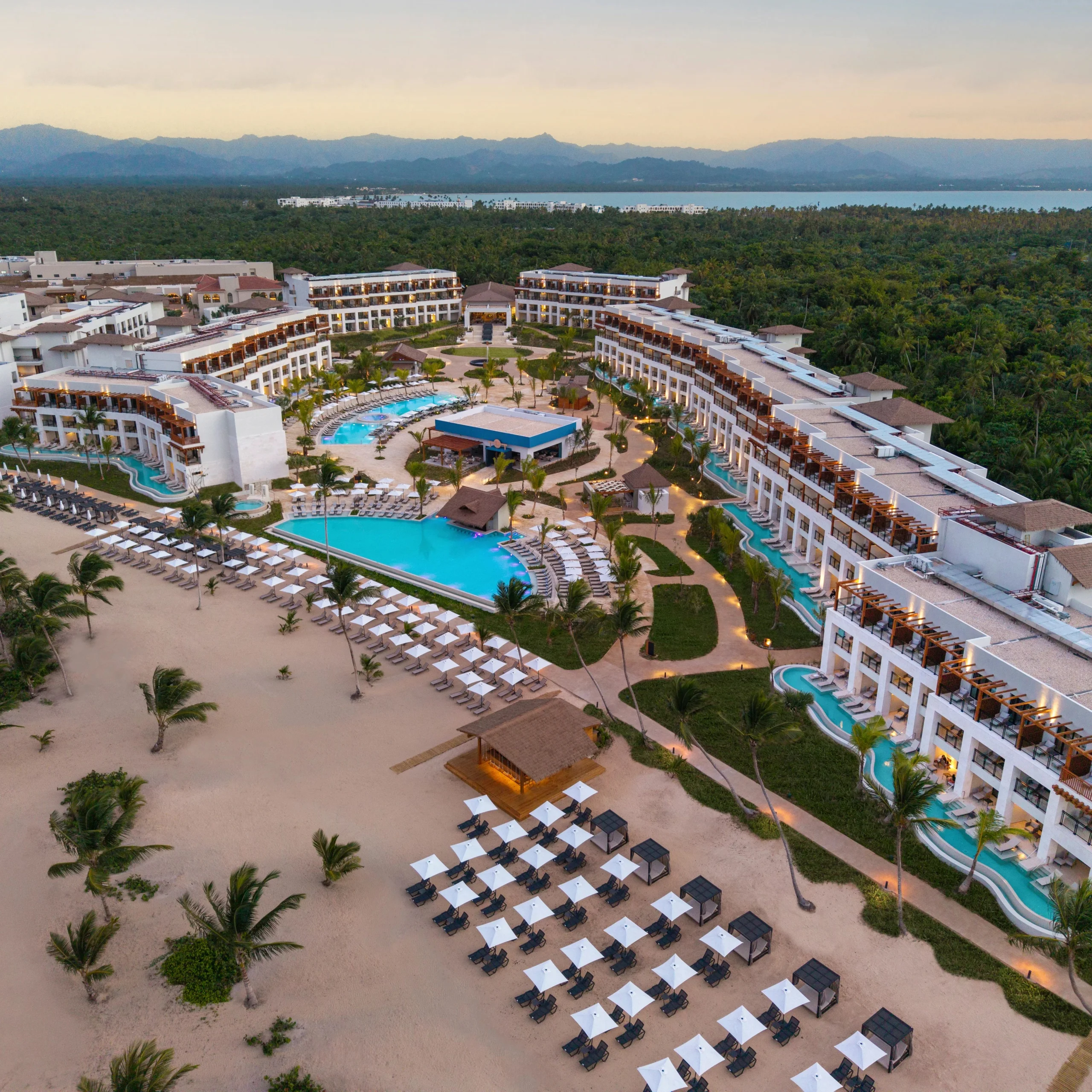 Secrets Playa Esmeralda Resort & Spa — Adults Only